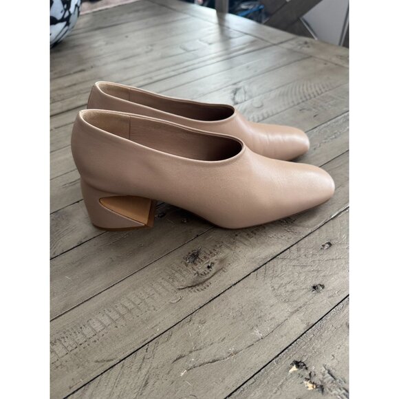 Jil Sander Nude Leather Pumps with Curved Heel Size 37.5 NWOB - Picture 6 of 10